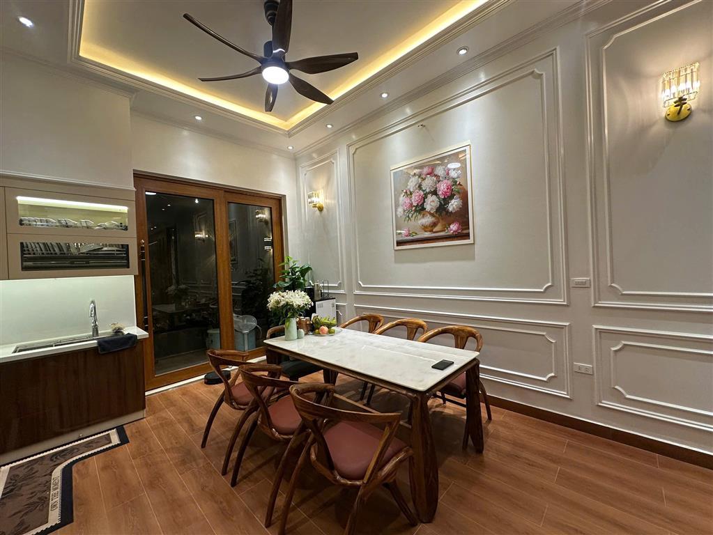 Mặt đường Thiên Lôi - Vị trí đẹp, thang máy, tiện ích bậc nhất.