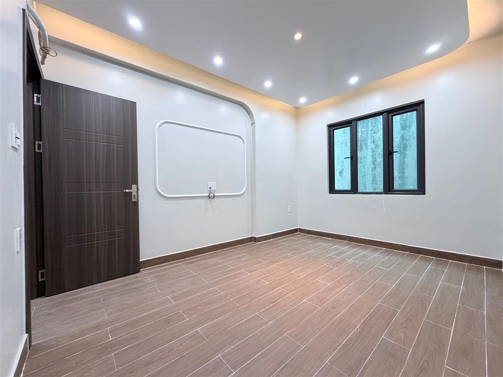 Bán nhà hàng hiếm phố Thiên Lôi 46m2 x 4 tầng
