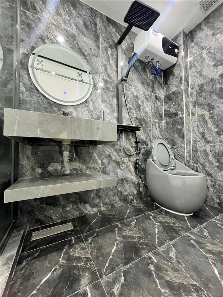 Bán nhà đẹp 3,5 tầng - Lâm Tường, Tô Hiệu