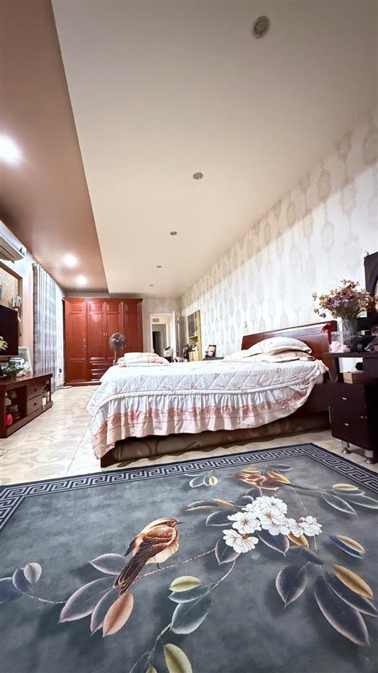 Mặt phố Hàng Kênh - Lô góc 2 mặt thoáng, khu kinh doanh sầm uất