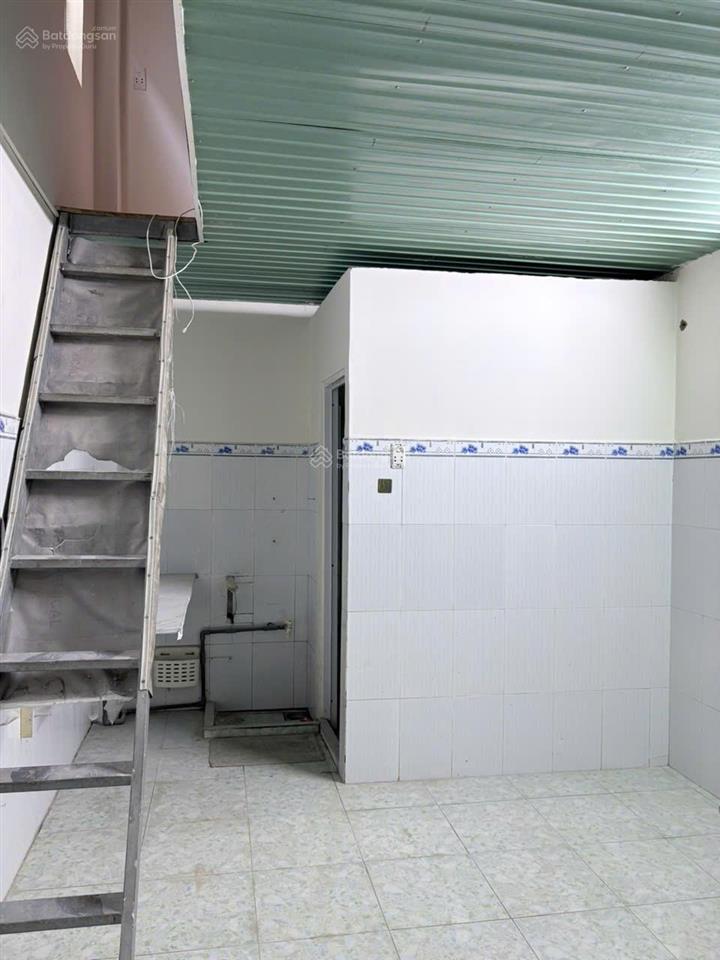 Mặt bằng 5*30, 150m2, mặt tiền đường đào sư tích, nhà bè