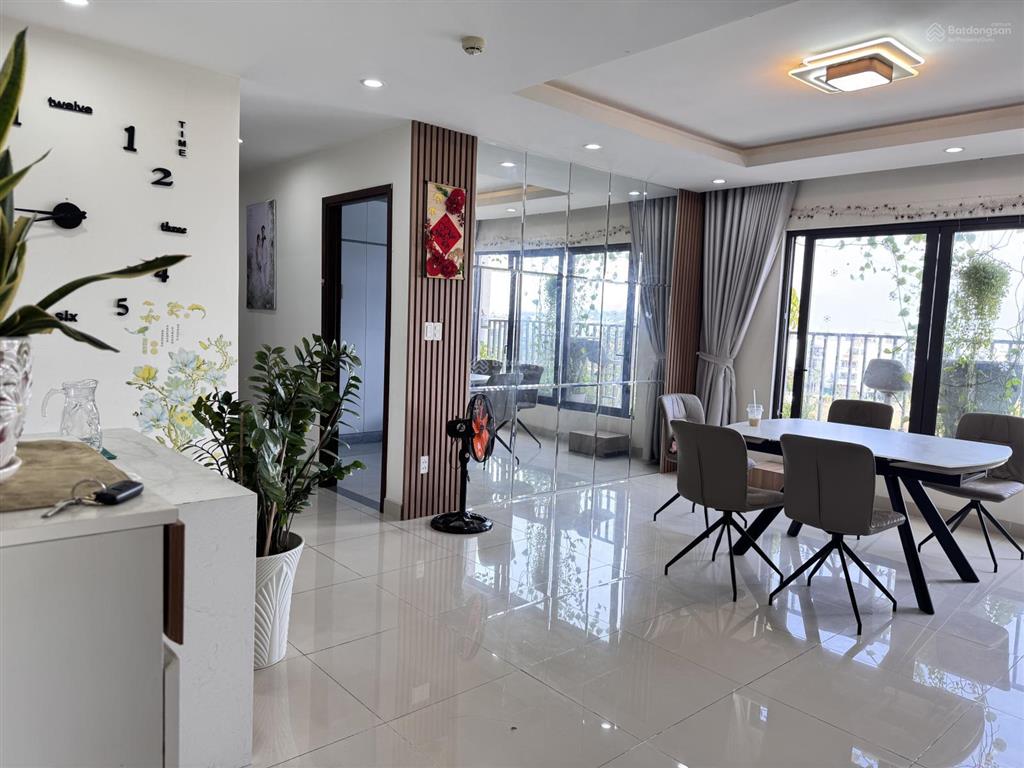Bán gấp căn góc 3 phòng ngủ ct2 vcn phước hải p nam nha trang