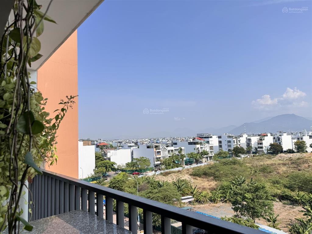 Bán gấp căn góc 3 phòng ngủ ct2 vcn phước hải p nam nha trang