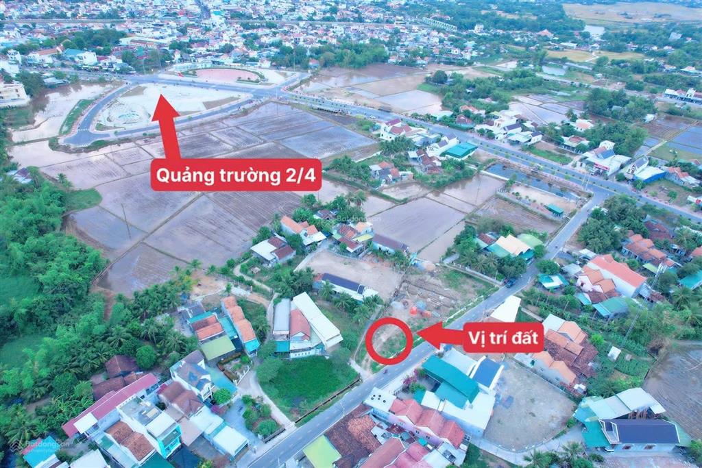 Bán nhanh lô đất phường ninh hoà kề bên quảng trường 2/4  khánh hoà