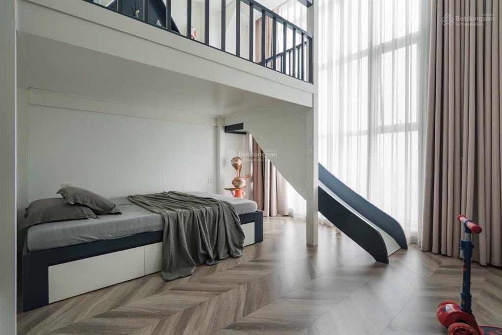 Bán hoa hậu penthouse 380m2 sunshine garden bàn giao thô giá 23tỷ6   em hoàng 0812 395 ***