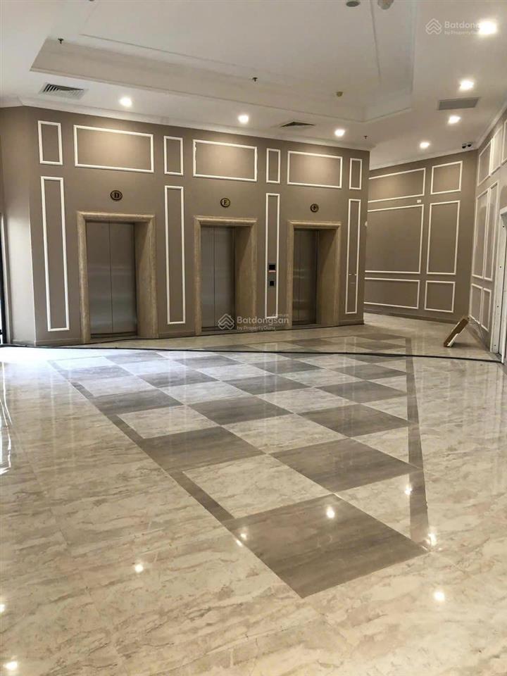 Bán hoa hậu penthouse 380m2 sunshine garden bàn giao thô giá 23tỷ6   em hoàng 0812 395 ***