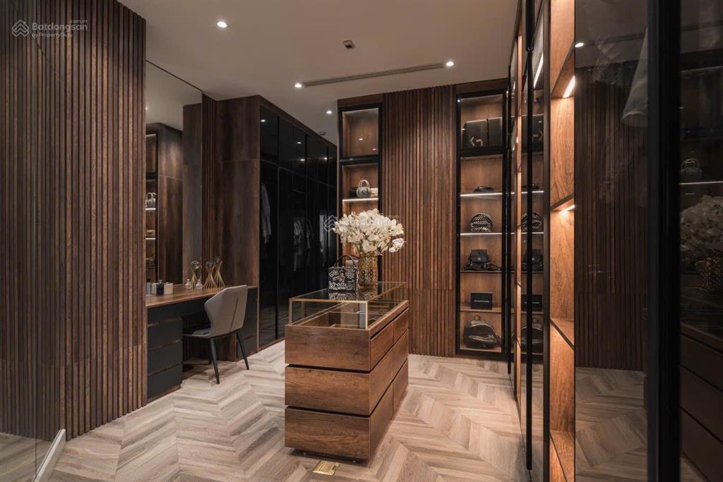 Bán hoa hậu penthouse 380m2 sunshine garden bàn giao thô giá 23tỷ6   em hoàng 0812 395 ***