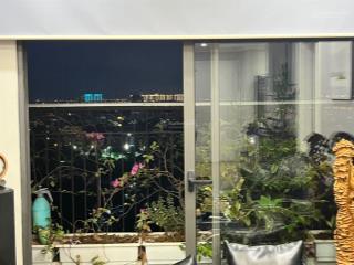 Bán căn hộ 3 phòng ngủ view sông 100m2 sunshine garden giá chỉ 8 tỷ 8 đã có sổ đỏ.  e 0812 395 ***