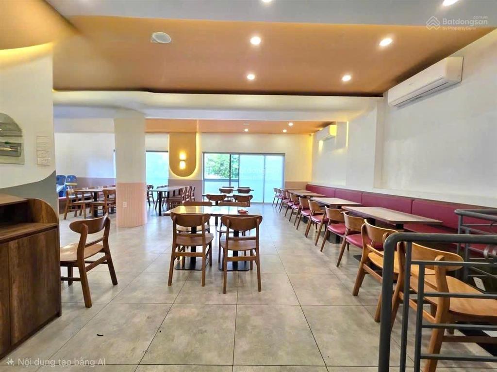 Cho thuê mặt bằng góc 2 mặt tiền đường hà huy giáp, trung tâm biên hoà giá rẻ