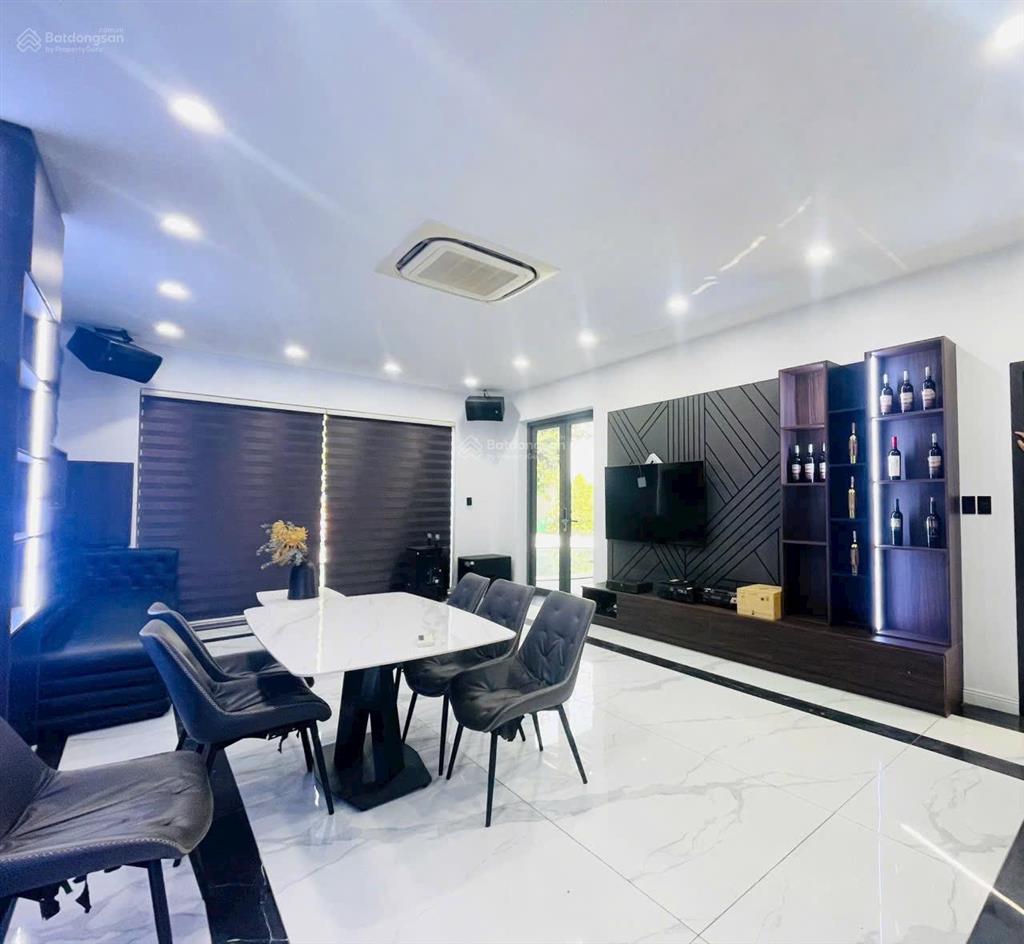 Cho thuê biệt thự full nội thất hơn 1000m2 trung tâm p. trảng dài, biên hòa