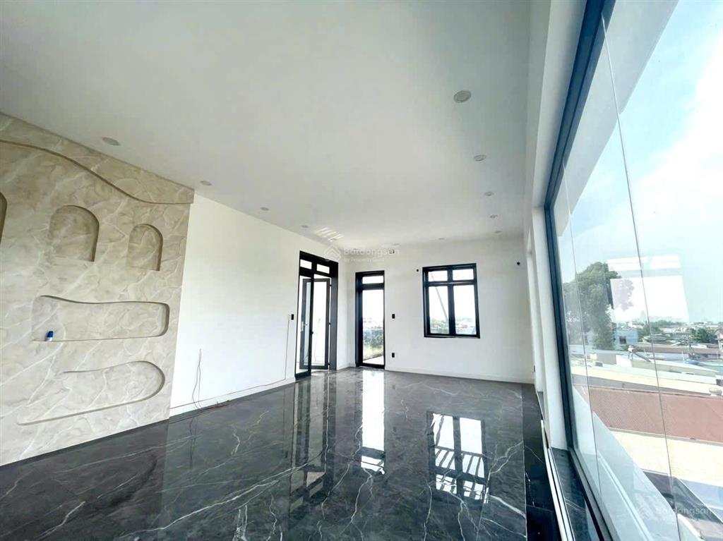 Cho thuê biệt thự full nội thất hơn 1000m2 trung tâm p. trảng dài, biên hòa