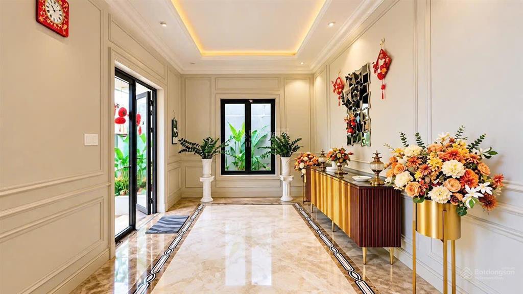 Cho thuê biệt thự sang trọng full nội thất cao cấp khu d2d võ thị sáu, trung tâm biên hòa