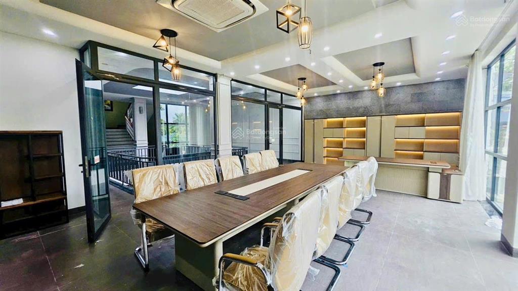 Cho thuê nhà đẹp 1t2l ngang 10m khu d2d, võ thị sáu, biên hòa