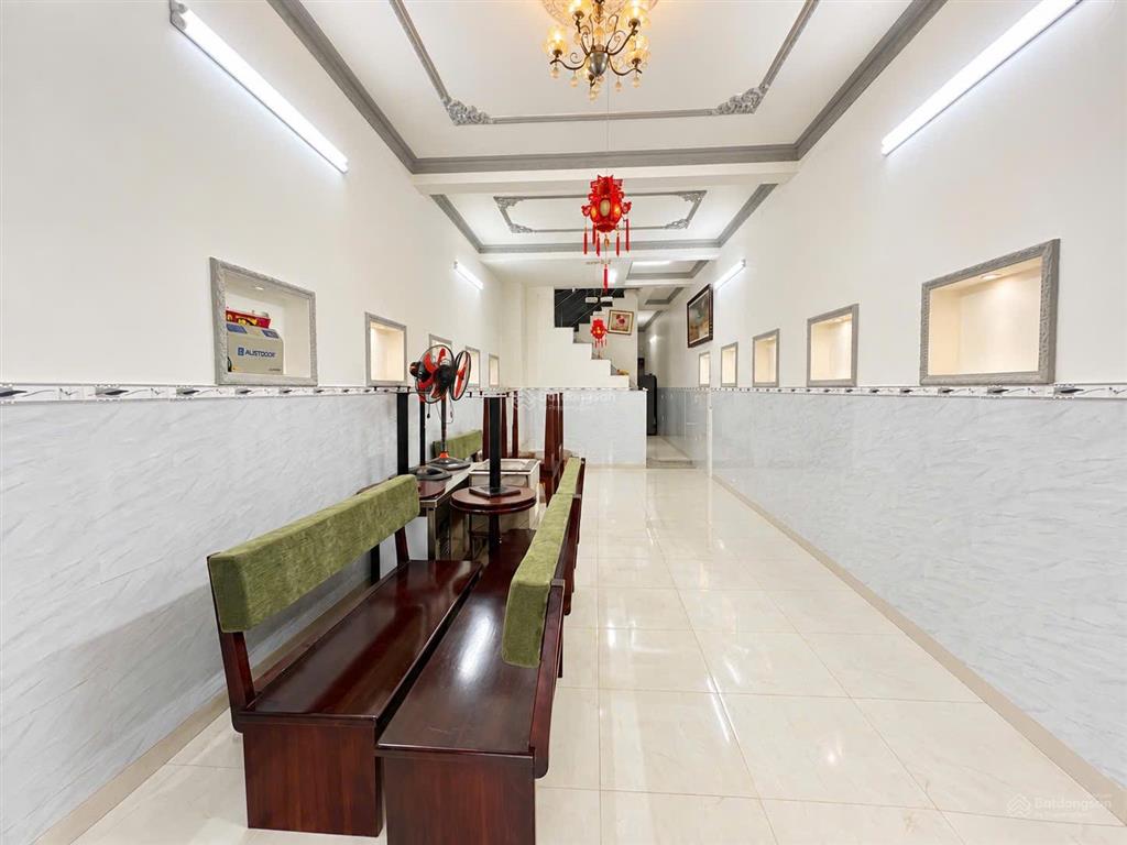 Cho thuê nhà 1t4l có 7pn, sẵn 7 máy lạnh, khu d2d, võ thị sáu, biên hòa