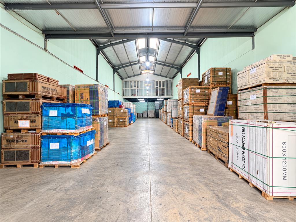 Cần bán gấp kho xưởng ngang hơn 9m gần bệnh viện nhi đồng, khu gia viên, p.tân hiệp cũ giá ngộp