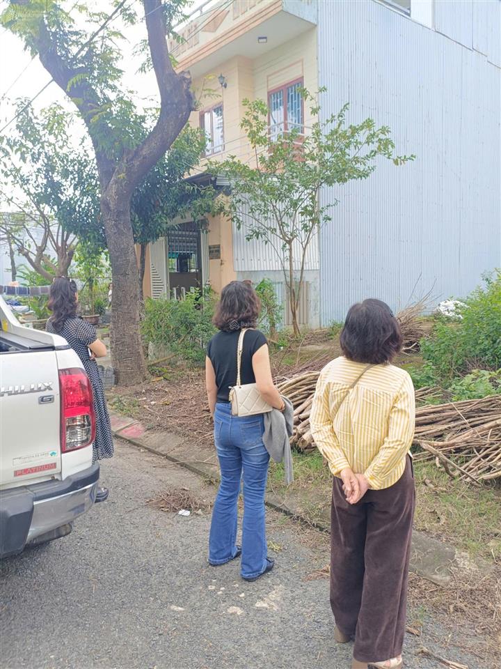 Bán đất bên hông vin làng vân 5*20m đường đào nghiễm 7,5m