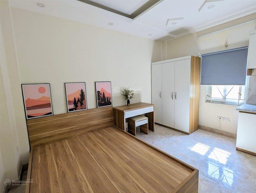 Chủ nhờ bán tòa chung cu mini bồ đề lb 52m 6 tầng thang máy 10 phòng cho thuê 40tr/th ngõ ô tô