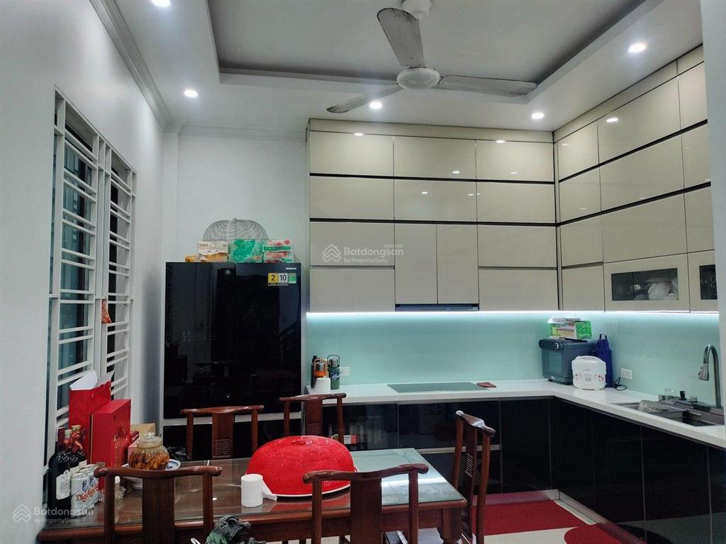 Cần bán nhà nguyễn văn cừ 50m 5 tầng xây mới ngõ ô tô kinh doanh giá 12 tỷ
