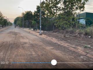 Bán đất trung tâm 7700m2 cách chợ long khánh 500m, 3,5tỷ/sào. đường 18m xe cont được đi, có vỉa hè
