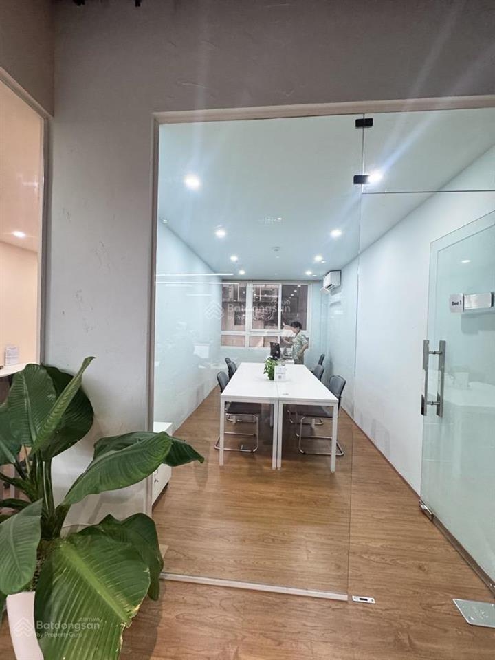 Sàn văn phòng thanh xuân siêu vip pro  720 mét giá chỉ hơn 40 tỷ , sổ đỏ lâu dài , dòng tiền cao