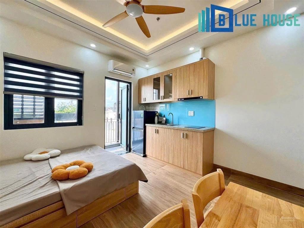 Siêu phẩm phòng cho thuê đầy đủ nội thất ban công máy giặt riêng lê văn sỹ quận 3 gần chùa pháp hoa