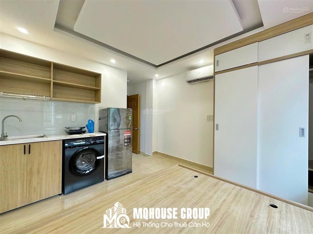 Phòng cho thuê đầy đủ nội thất cửa sổ thoáng nguyễn trãi quận 1 gần công viên 23/9, bùi viện