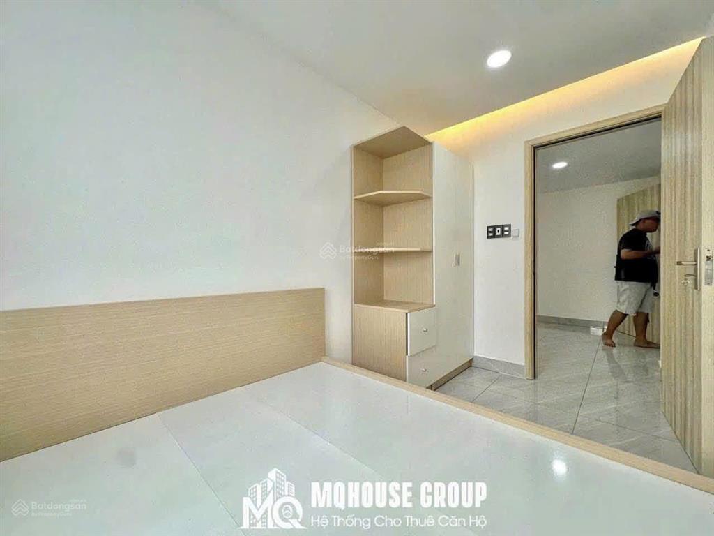 Căn hộ 2 phòng ngủ full nội thất cửa sổ thoáng thạch thị thanh quận 1, gần nhà thờ tân định
