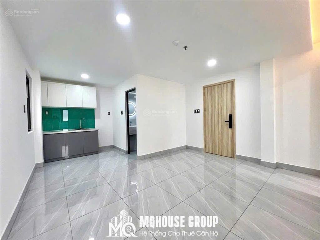 Căn hộ 2 phòng ngủ full nội thất cửa sổ thoáng thạch thị thanh quận 1, gần nhà thờ tân định