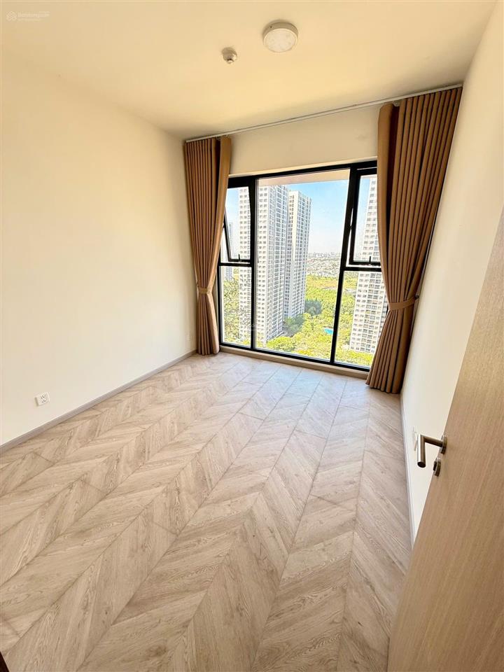 Bán căn hộ 2pn góc lumiere boulevard quận 9