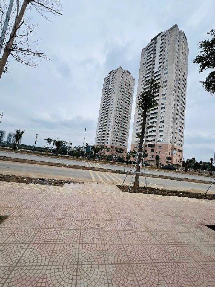 Bán đất DV Di Trạch, DT 79m2, mt6.6m, mặt vành đai 3.5, giá chỉ 2X tỷ