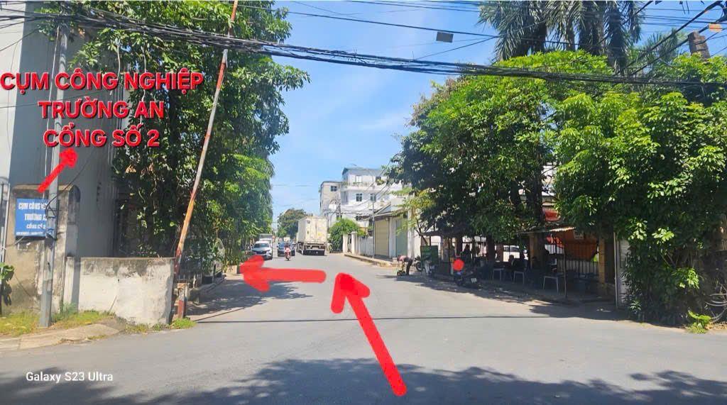 Bán đất nhà xưởng KCN Trường An, DT 3415m2, MT 40m, giá chỉ 92 tỷ