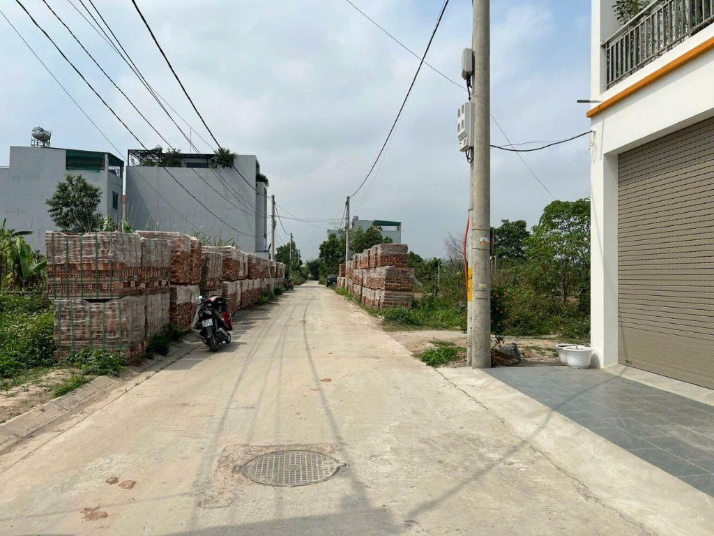 Bán lô đất dịch vụ Lại Yên, Hoài đức, DT 76m2, mt5m giá chỉ 9.2 tỷ