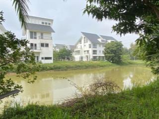 Bán gấp biệt thự mặt hồ KĐT New House City, DT 350m2 cực đẹp, giá siêu rẻ chỉ 75tr/m2