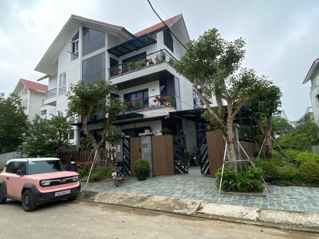 Bán gấp biệt thự New house City, DT 204m2, MT 12m, SĐCC, giá rẻ chỉ 68tr/m2