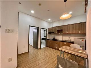 Căn hộ 2pn 65m2  ngay ngã 4 hàng xanh  giáp cầu thị nghè quận 1  cửa sổ trời