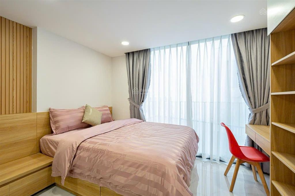 Căn hộ gần hồ con rùa  1pn ban công  ngăn bếp  thang máy  full nội thất cao cấp