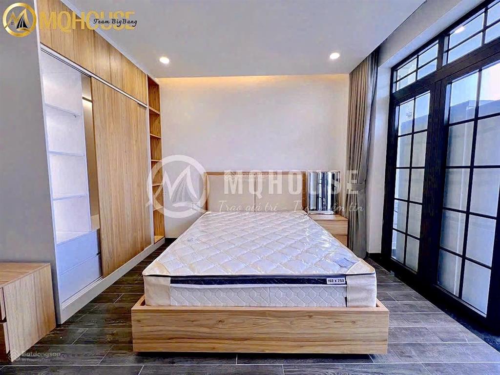 Khai trương mới 100%  mặt tiền  thang máy  ngã 6 phù đổng  gần vincom đồng khởi full nội thất