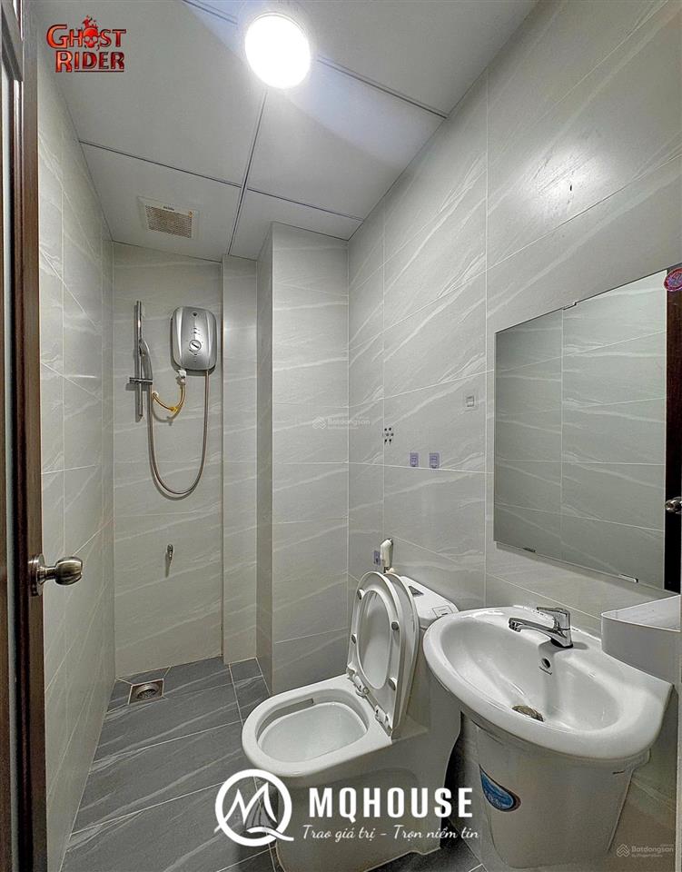 New building 100%  phòng trong toà nhà có thang máy  hầm xe  q3  ban công