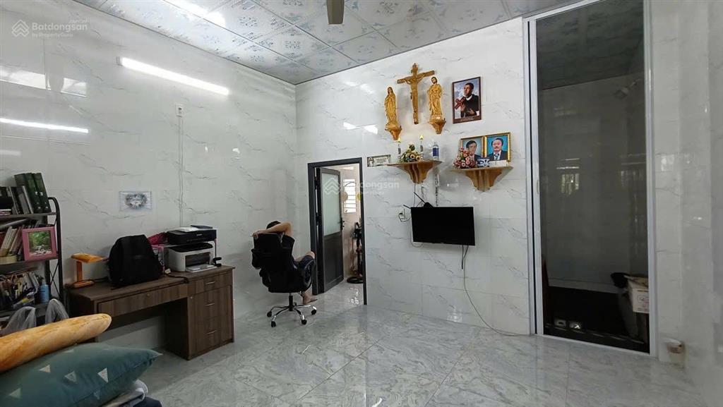 Cần bán gấp nhà mặt tiền chính đường trần quốc toản