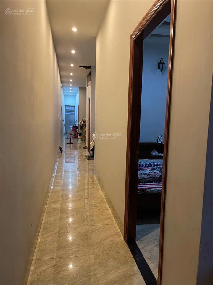 Cần bán gấp nhà 1 trệt 3 lầu mặt tiền đường kinh doanh