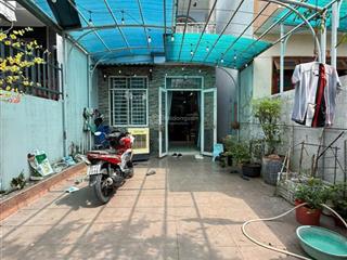 Cần bán gấp nhà 1 trệt 1 lầu tân phong cũ vị trí ngay nhà thờ thuận hoà đường trước nhà thông 5m