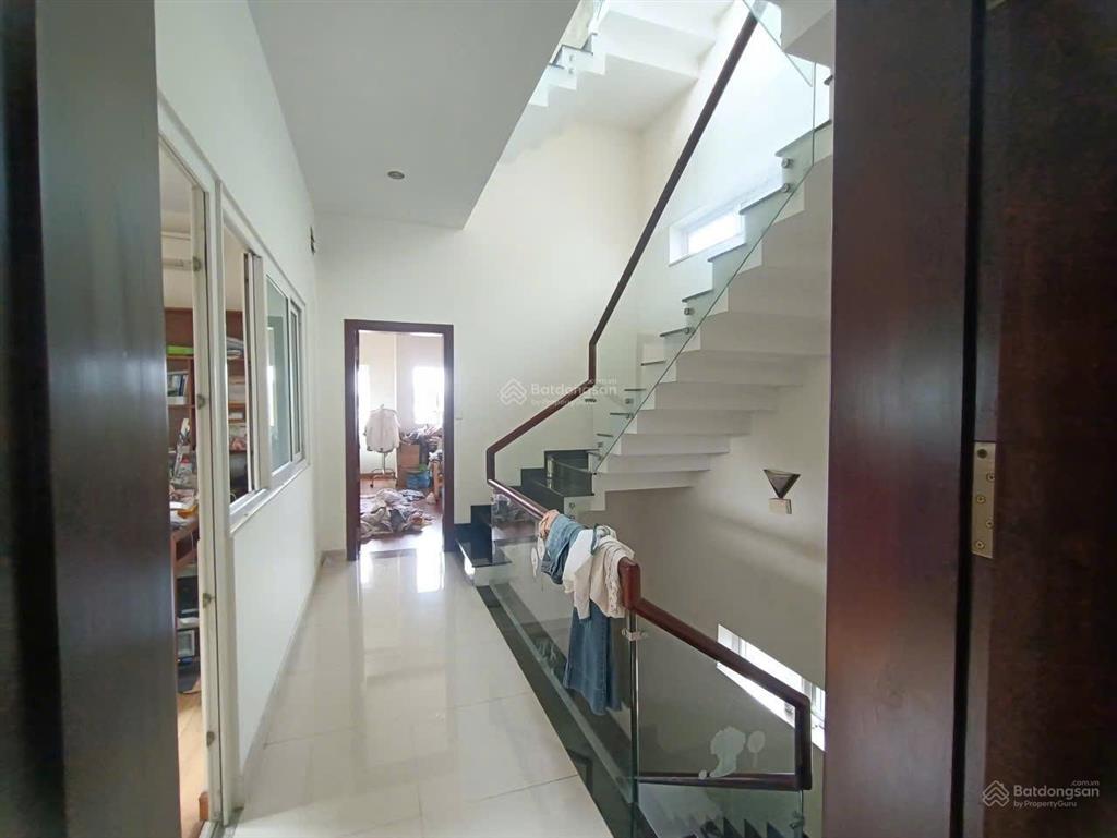 Bán gấp nhà 1 trệt 2 lầu mặt tiền nguyễn thành phương phường trấn biên vị trí đẹp ở và kinh doanh