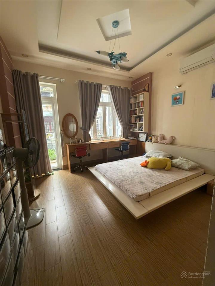 Cần bán gấp nhà 1 trệt 2 lầu phường trấn biên đường 2 xe hơi vị trí đẹp khu dân trí