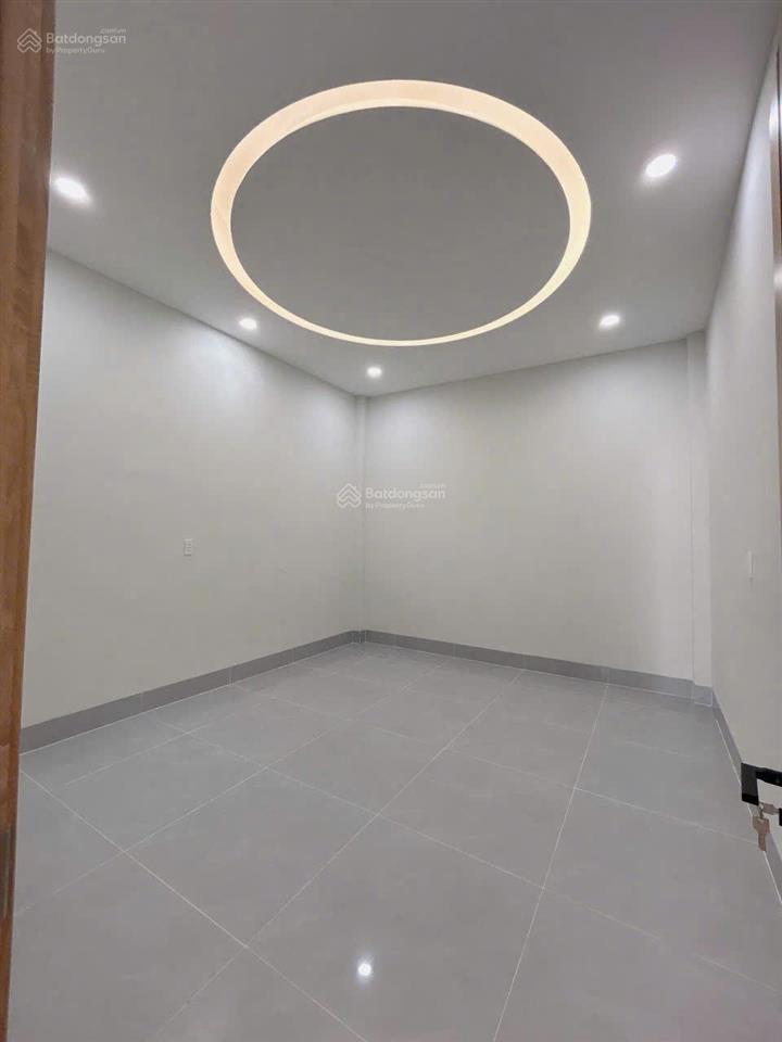 Cần bán nhà 1 trệt 1 lầu p. tam hiệp ngay phòng cháy chữa cháy đường trước nhà 5m