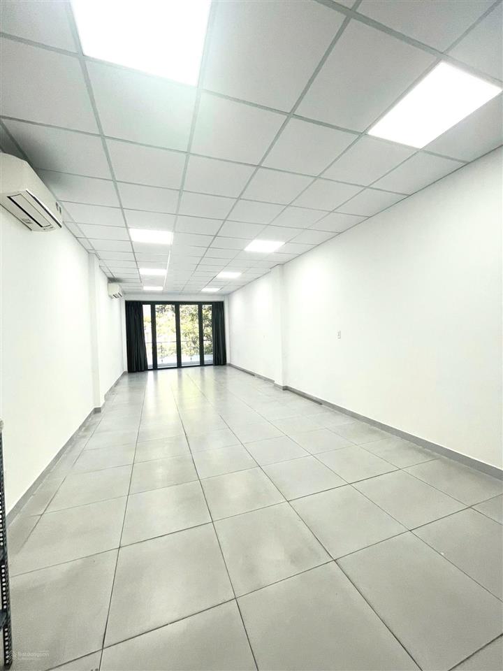 Chính chủ cho thuê 80m2 giá 8tr mặt tiền vũ tông phan quận 2