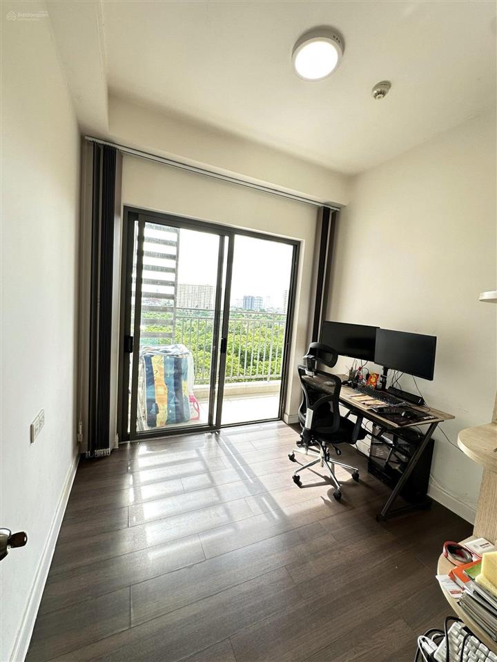 Chuyển nhượng giá 6.6 tỷ căn 2pn 73m2 có sổ sẵn the sun avenue