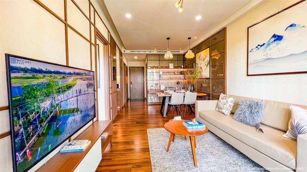 Nhỉnh 4 tỷ, căn hộ bên sông dt 70m2, 2pn, 2wc, view sông cực đẹp, kề phú mỹ hưng, của nam long