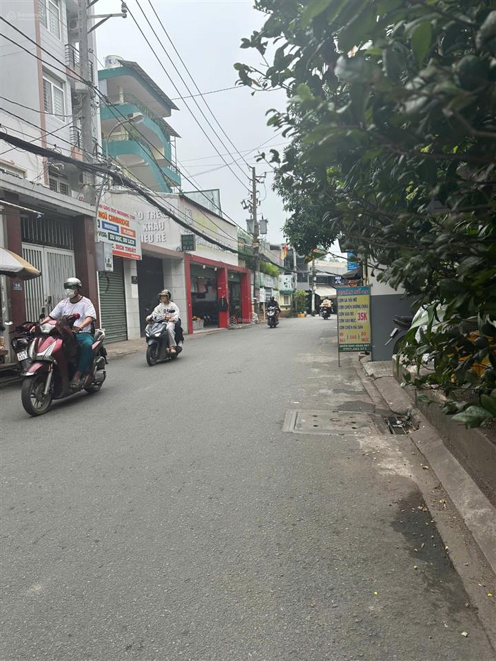 Mặt tiền kinh doanh 6m, dài25m, đường trương hoàng thanh, tân bình kề sân bay 5lầu nhỉnh 25tỷ