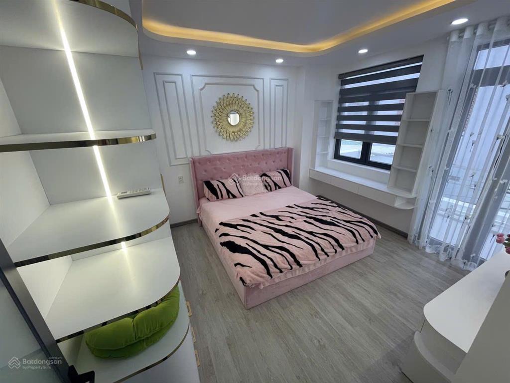 Hàng xóm ca sĩ quang dũng hẻm ôtô huỳnh văn bánh, phú nhuận 4x17 5lầu, kinh doanh tốt, 17 tỷ