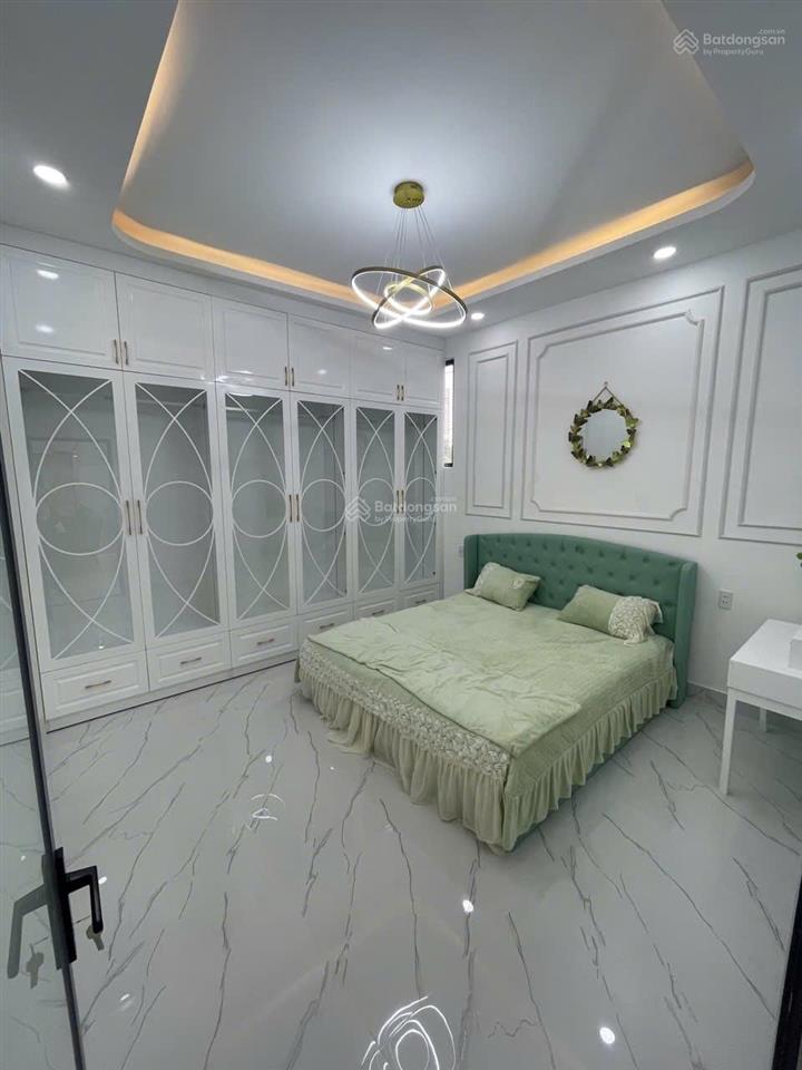 Hàng xóm ca sĩ quang dũng hẻm ôtô huỳnh văn bánh, phú nhuận 4x17 5lầu, kinh doanh tốt, 17 tỷ